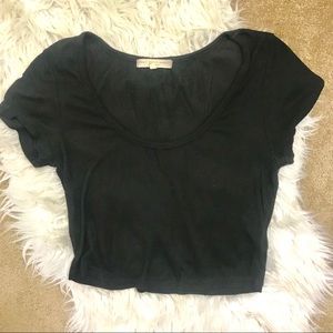 Scoop neck black crop top